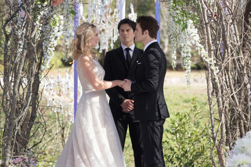 Die Vampire Diaries: Eine explosive und emotionale Hochzeit im Juni
